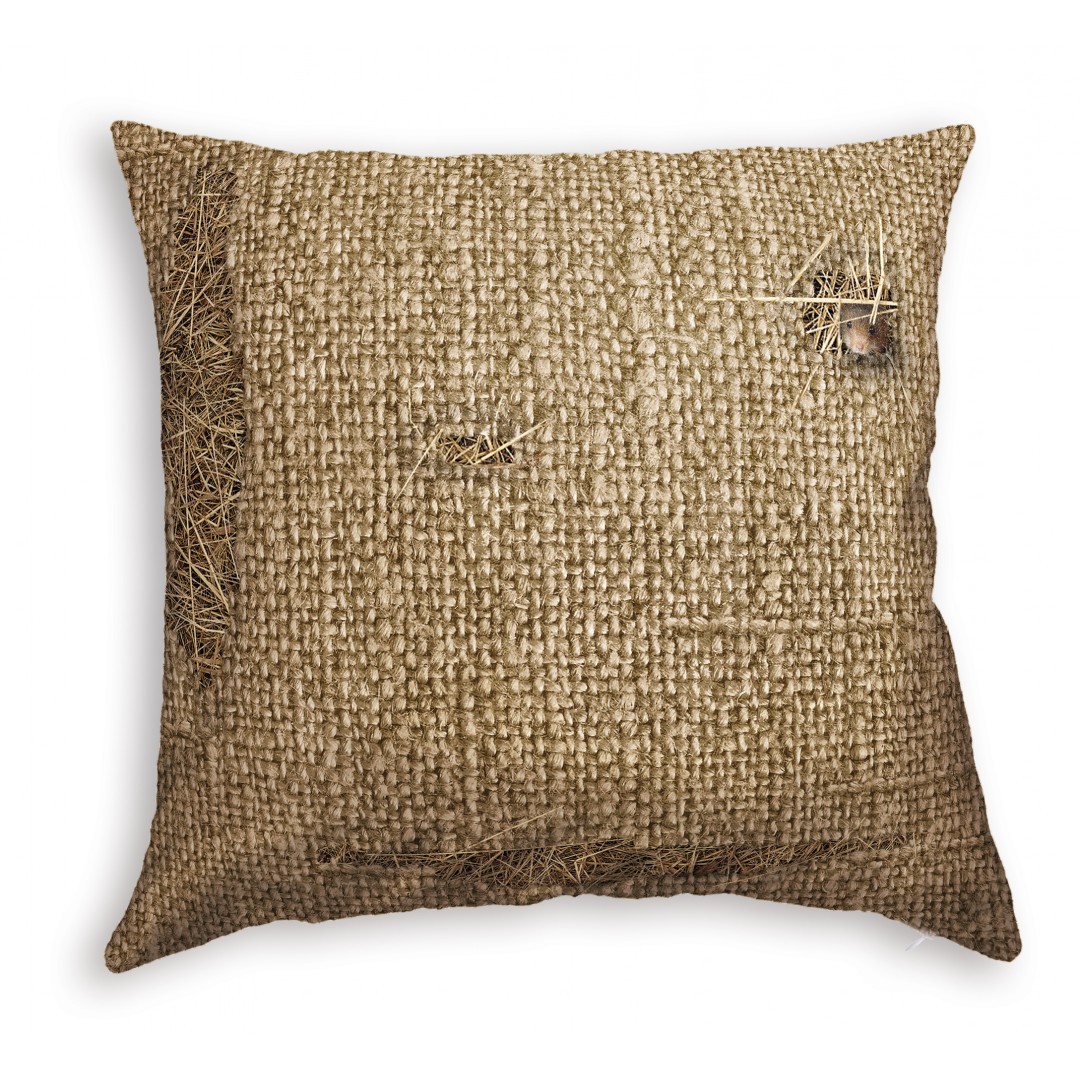 Distressed hessian cushion