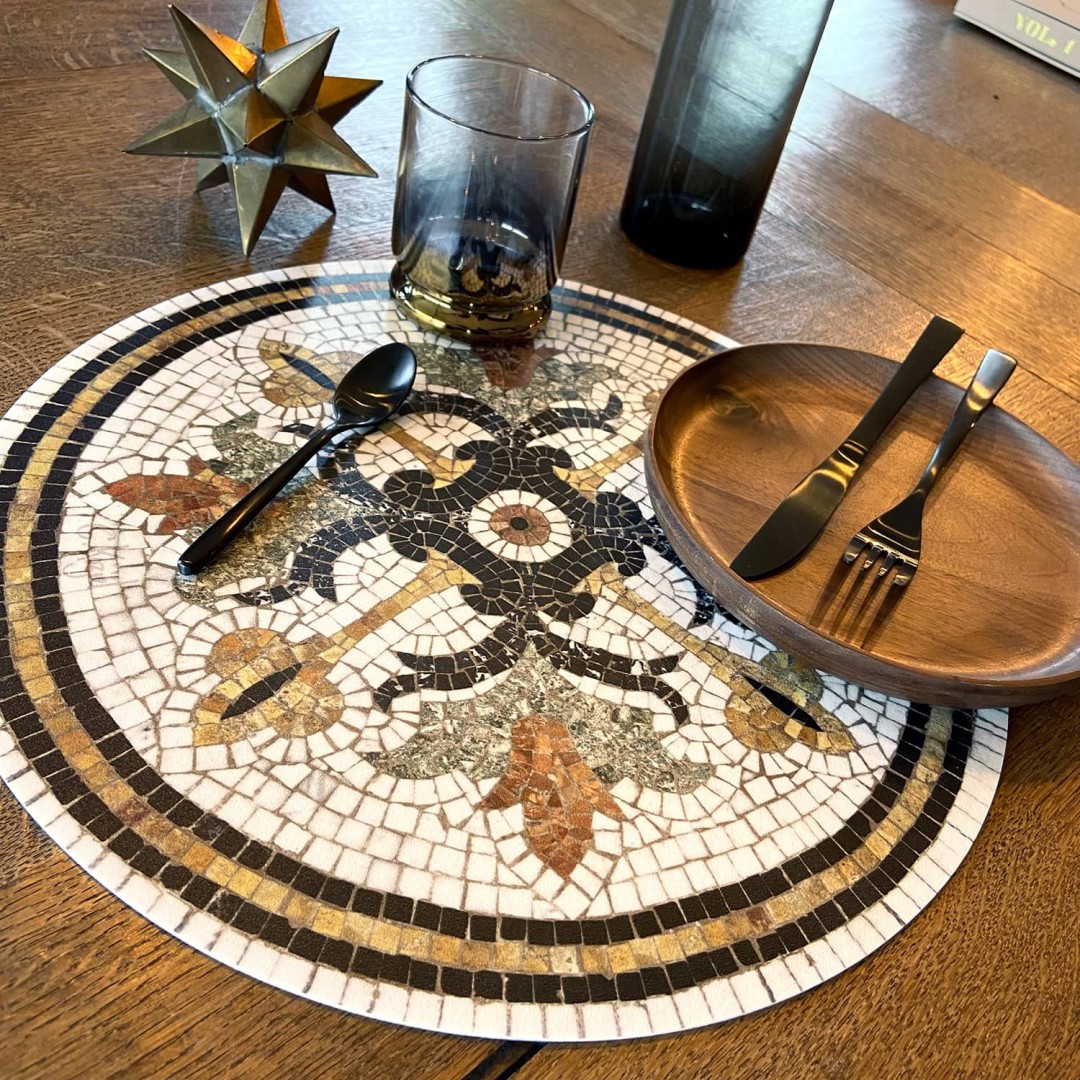 Round mosaic vinyl placemat Helena