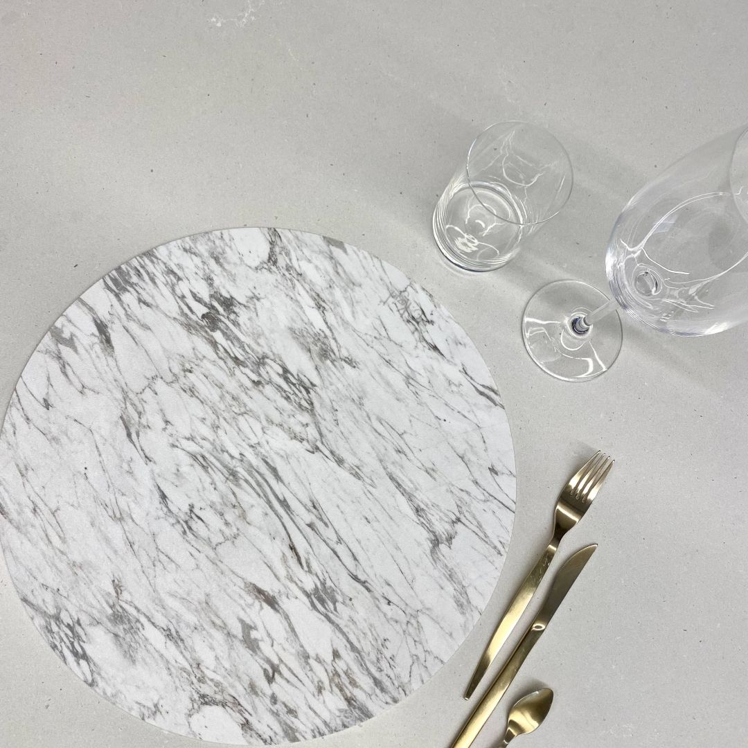 Round Arabescato marble vinyl placemat Svetlana