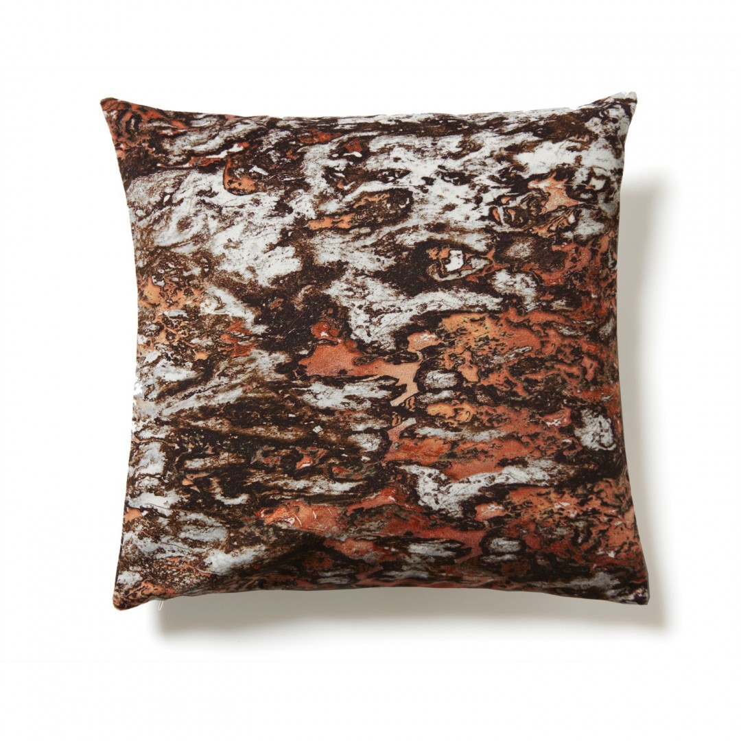 Coussin Marbre Sarrancolin chocolat et cuivre